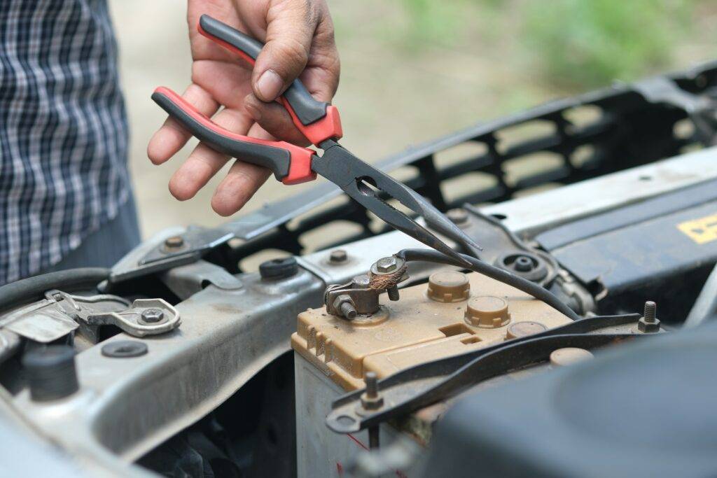 comment recharger une batterie cellule de camping car